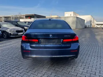 BMW 530e Limousine Individual HUD ventilatie