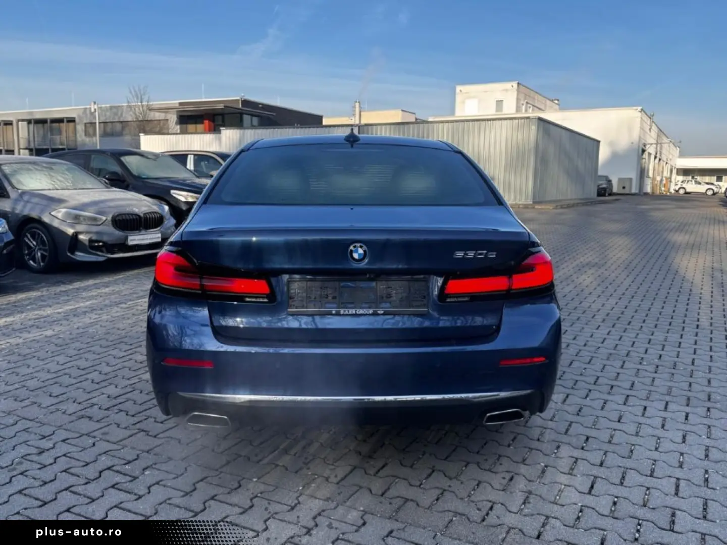 BMW 530e Limousine Individual HUD ventilatie