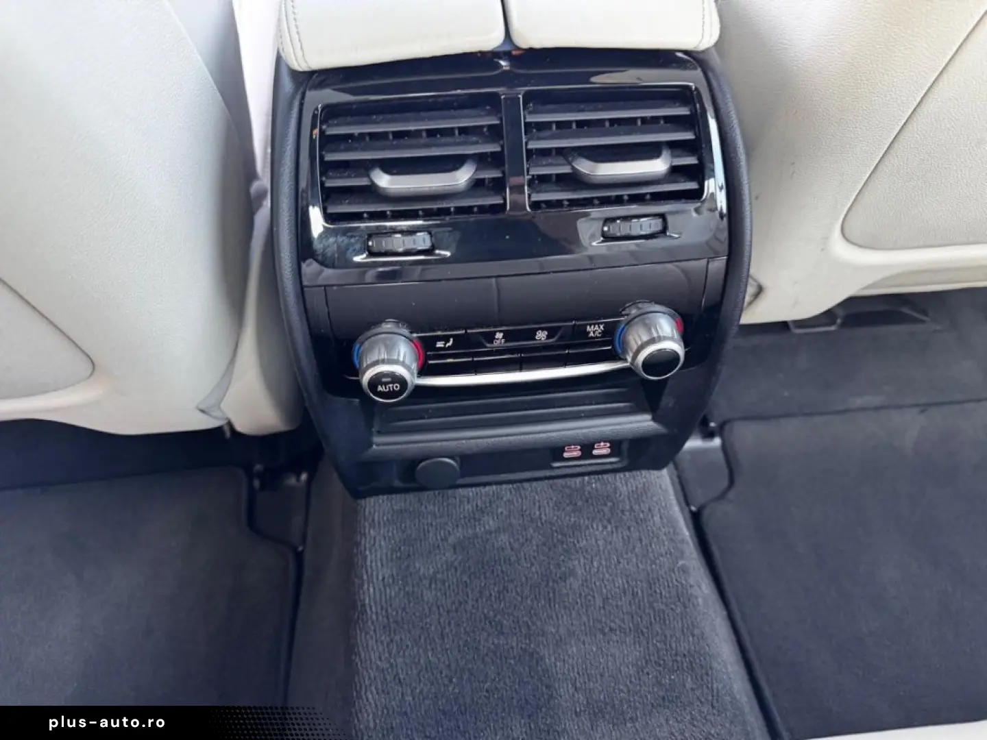 BMW 530e Limousine Individual HUD ventilatie