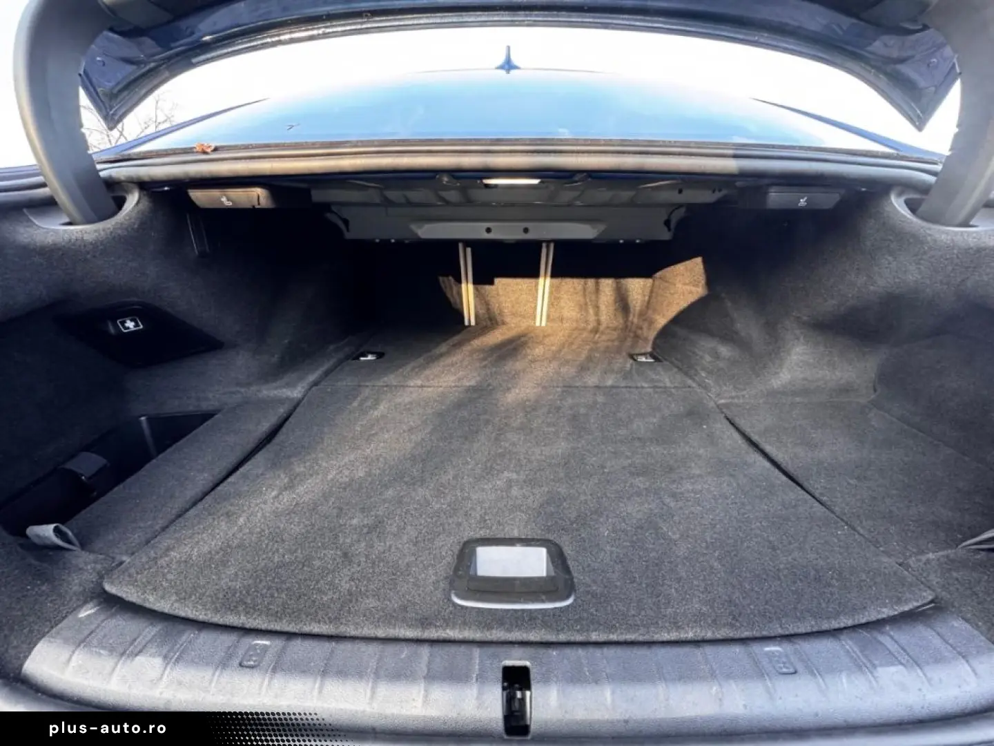 BMW 530e Limousine Individual HUD ventilatie