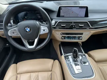 BMW 750i xD Pure Excellence NAV LASER 360  HEADUP VC