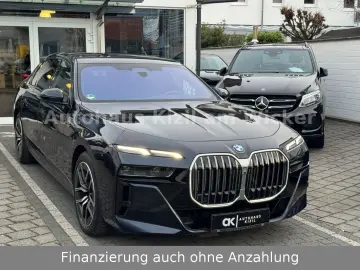 BMW 740 d xDrive M Sport G70 SKY LOUN HUP Voll...