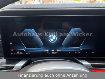 BMW 740 d xDrive M Sport G70 SKY LOUN HUP Voll...