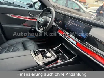 BMW 740 d xDrive M Sport G70 SKY LOUN HUP Voll...