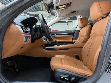 BMW 750 i xDri M-Sport Laser Head-Up StHzg H&K 3xTV