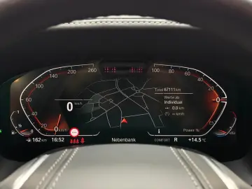 BMW 750 i xDri M-Sport Laser Head-Up StHzg H&K 3xTV