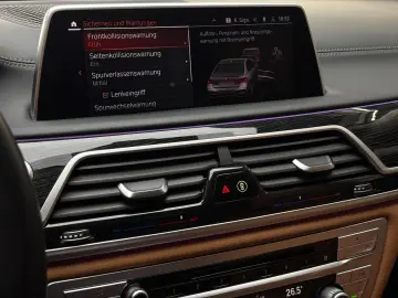 BMW 750 i xDri M-Sport Laser Head-Up StHzg H&K 3xTV