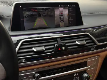 BMW 750 i xDri M-Sport Laser Head-Up StHzg H&K 3xTV