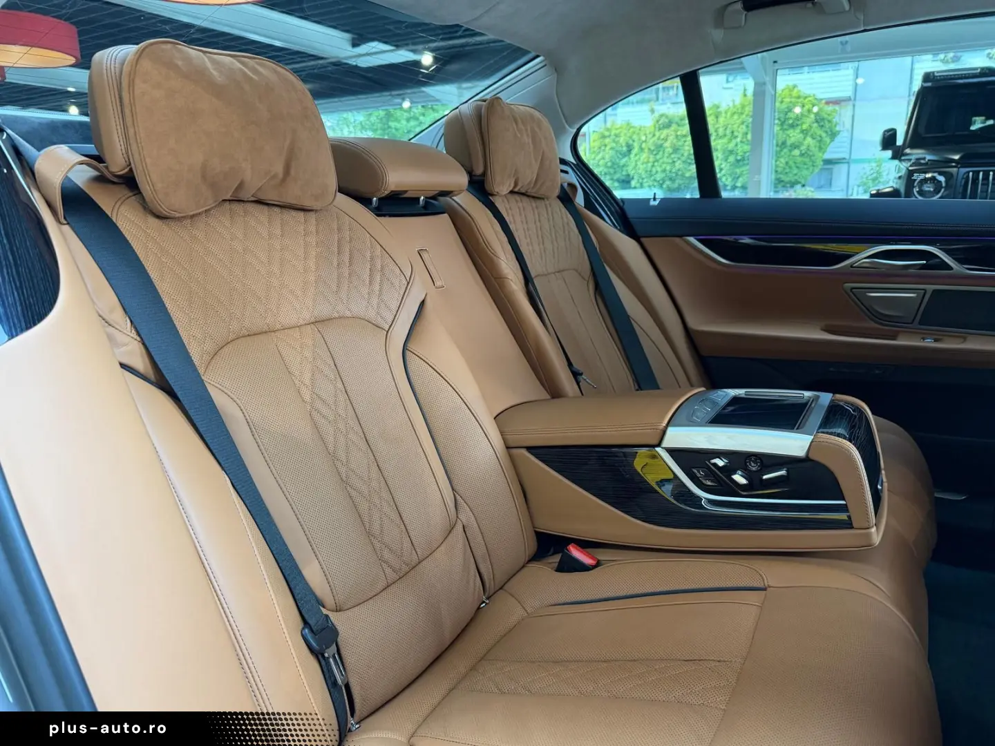 BMW 750 i xDri M-Sport Laser Head-Up StHzg H&K 3xTV