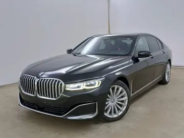 BMW 730 d nur 66.600km Top Ausstattung!