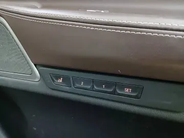 BMW 730 d nur 66.600km Top Ausstattung!