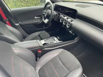 MERCEDES-BENZ A 35 AMG Limousine KEYLESS PANO AHK KA&hellip;