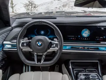 BMW 740d M SPORT.INDIVIDUAL.MASSAGE.SOFTCL.SKY.B&W.