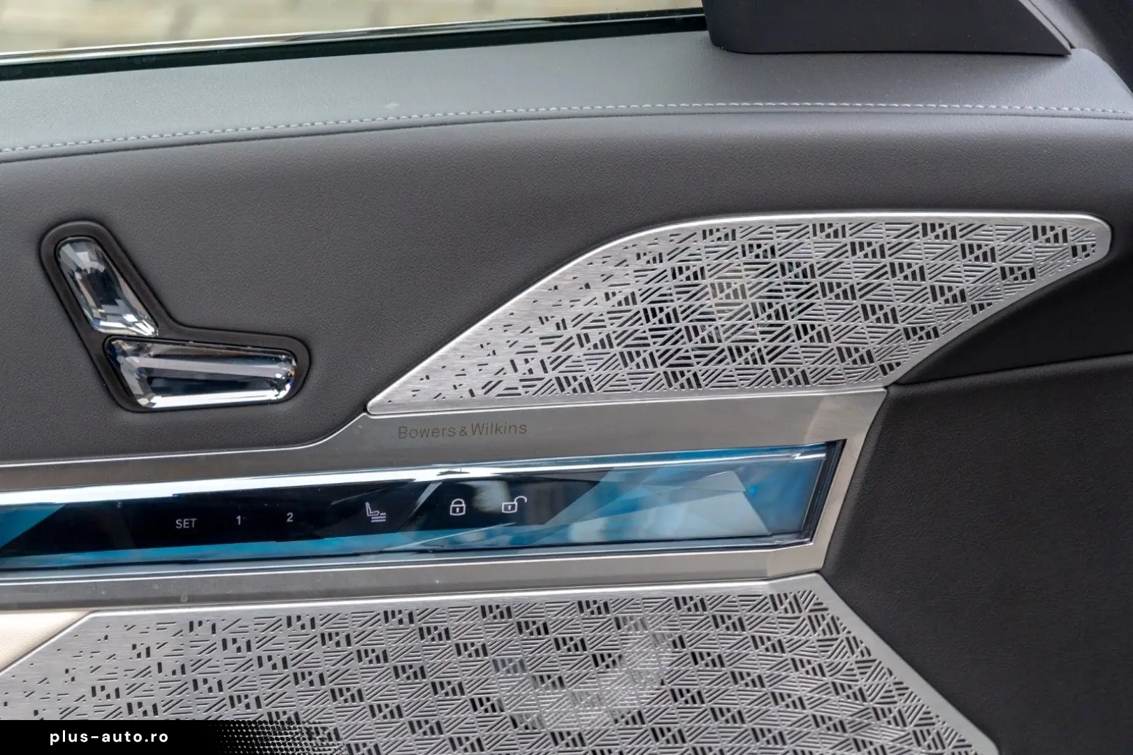 BMW 740d M SPORT.INDIVIDUAL.MASSAGE.SOFTCL.SKY.B&W.
