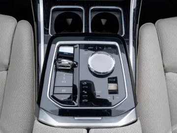 BMW 740d M SPORT.INDIVIDUAL.MASSAGE.SOFTCL.SKY.B&W.