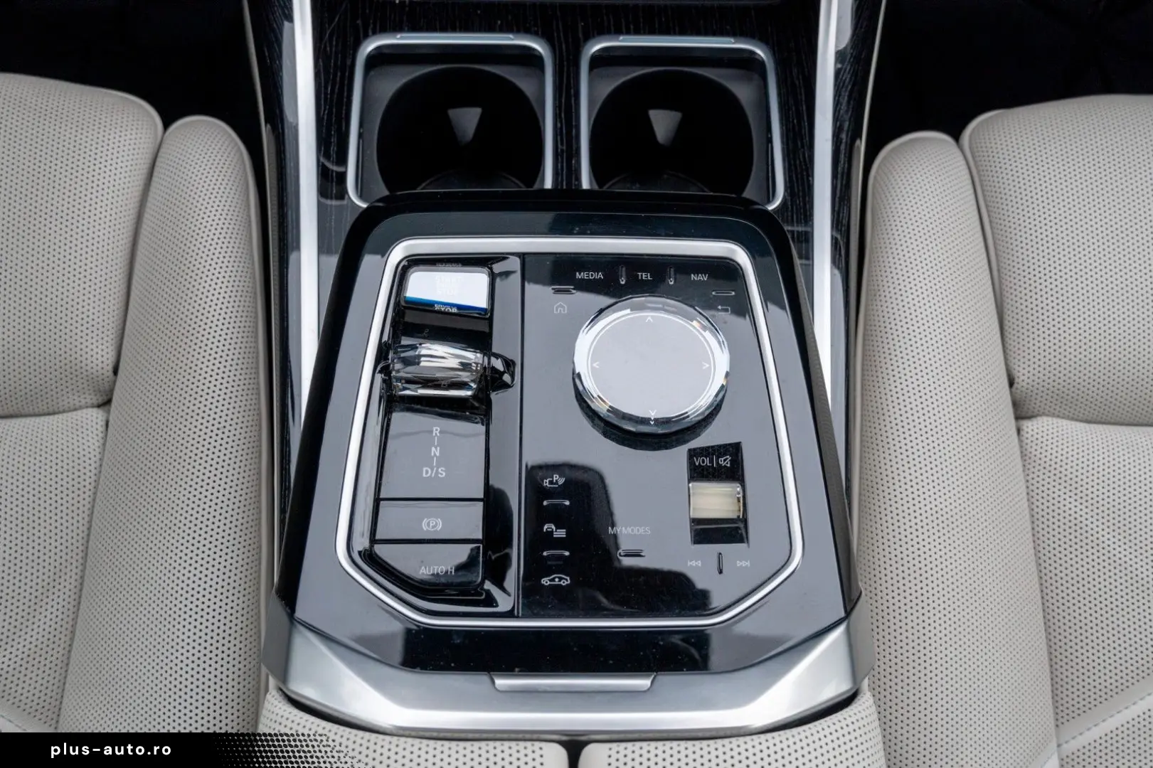 BMW 740d M SPORT.INDIVIDUAL.MASSAGE.SOFTCL.SKY.B&W.