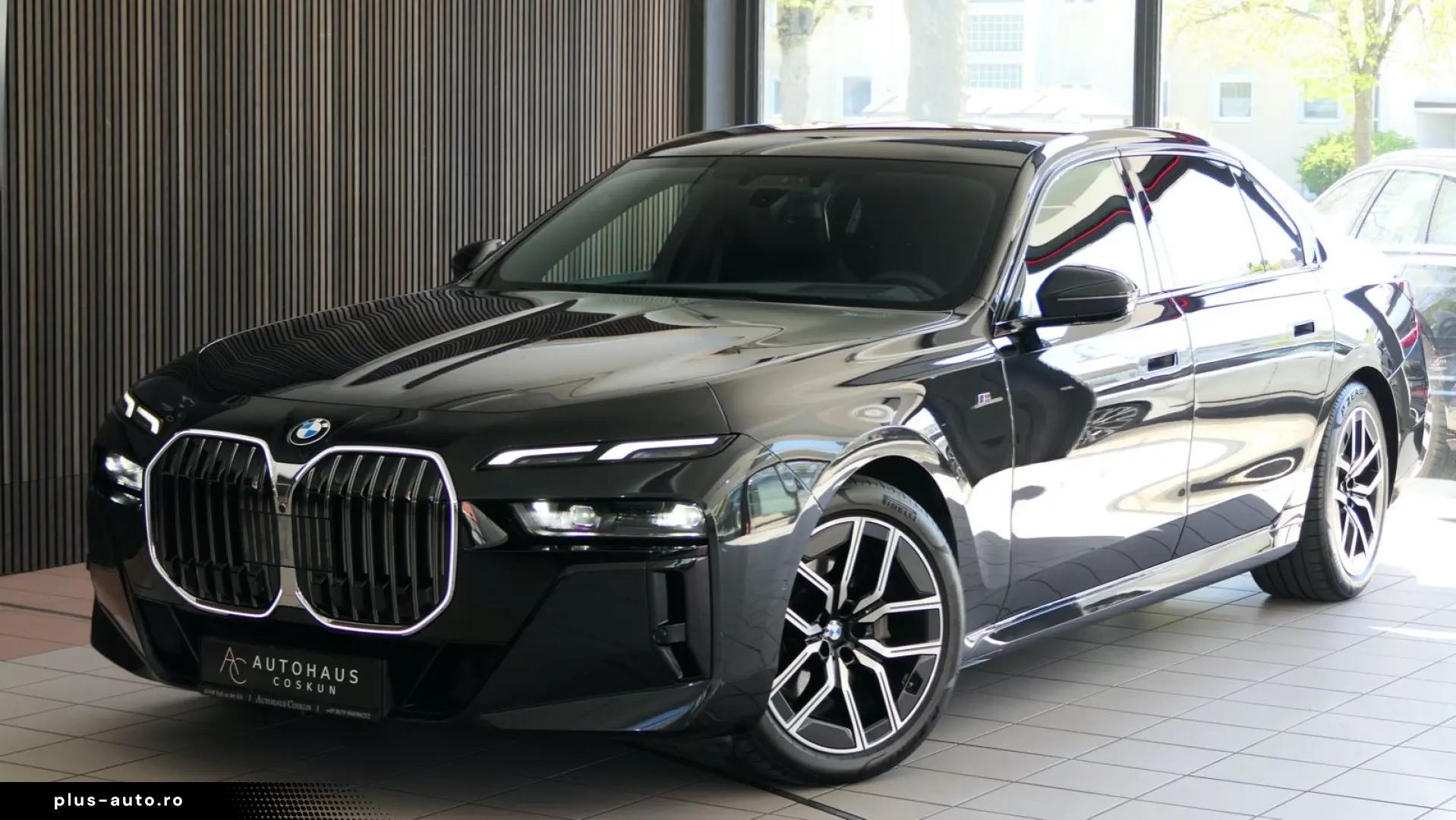 BMW 740 d xDrive M Sport ICONIC B&W HA-Lenkung PANO.
