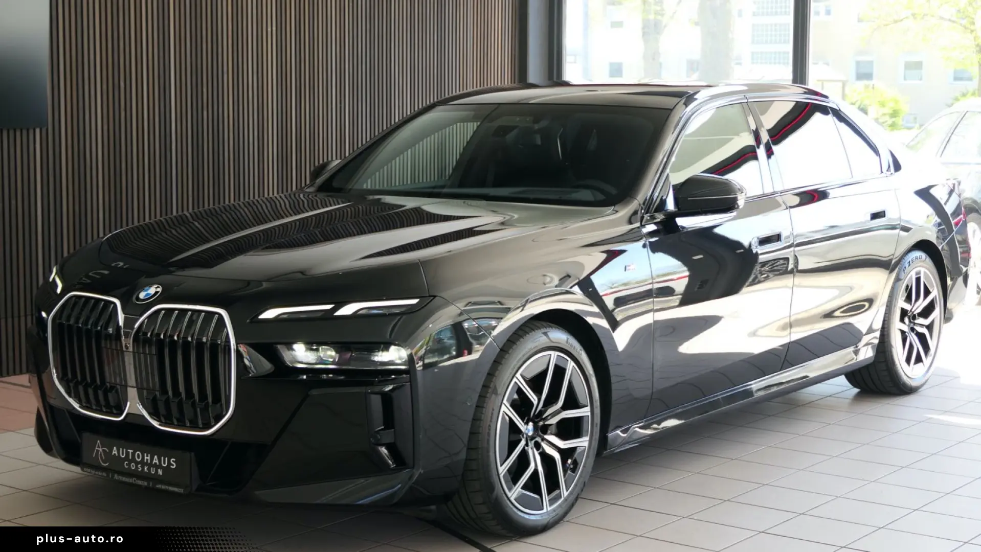 BMW 740 d xDrive M Sport ICONIC B&W HA-Lenkung PANO.