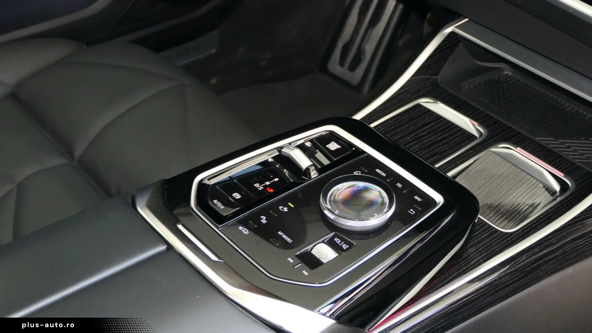 BMW 740 d xDrive M Sport ICONIC B&W HA-Lenkung PANO.