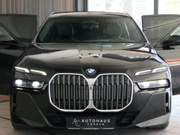 BMW 740 d xDrive M Sport ICONIC B&W HA-Lenkung PANO.