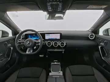 MERCEDES-BENZ A 35 AMG 4M Limousine Pano HUD 360  Burmester