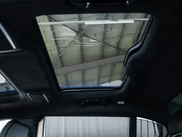 BMW 745Le xDrive LASER PANO 360  ACC