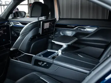 BMW 745Le xDrive LASER PANO 360  ACC