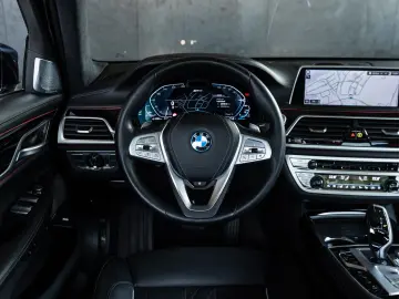 BMW 745Le xDrive LASER PANO 360  ACC