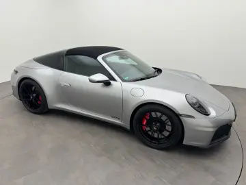 PORSCHE 911 Targa 4 GTS