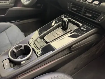 PORSCHE 911 Targa 4 GTS