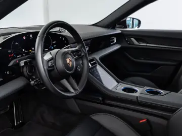 PORSCHE Taycan 4 Cross Turismo  ACC PANO BOSE 360