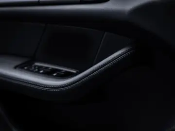 PORSCHE Taycan 4 Cross Turismo  ACC PANO BOSE 360