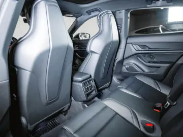 PORSCHE Taycan 4S Sport Turismo Panoramadach