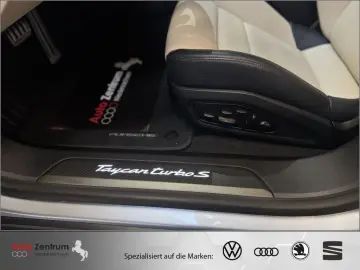 PORSCHE Taycan Turbo S 951-PS 1.Hand  Approved 09.2028