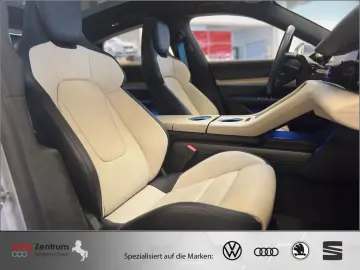 PORSCHE Taycan Turbo S 951-PS 1.Hand  Approved 09.2028