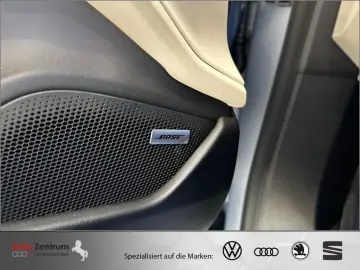 PORSCHE Taycan Turbo S 951-PS 1.Hand  Approved 09.2028