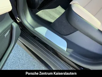 PORSCHE Taycan Turbo Clubleder Nachtsicht InnoDrive
