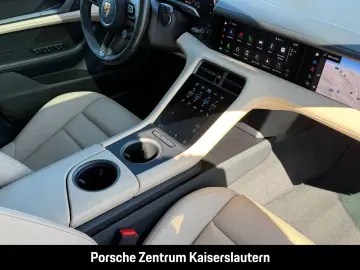 PORSCHE Taycan Turbo Clubleder Nachtsicht InnoDrive