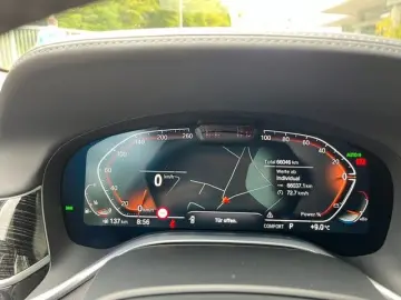 BMW 750 i xDrive   Standh. Laser TV Glasdach AHK