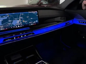 BMW 740d xDrive  M SPORT PRO  ICONIC G  BOWERS & WIL