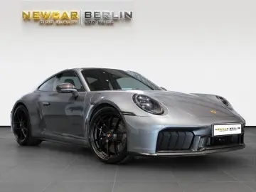 PORSCHE 911 Carrera 4 GTS T-Hybrid Inno Carbon Burm PASM