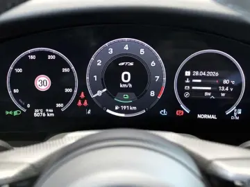 PORSCHE 911 Carrera 4 GTS T-Hybrid Inno Carbon Burm PASM