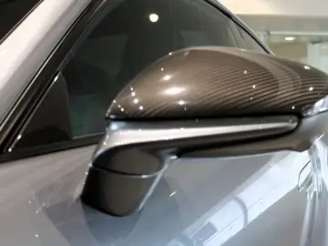 PORSCHE 911 Carrera 4 GTS T-Hybrid Inno Carbon Burm PASM