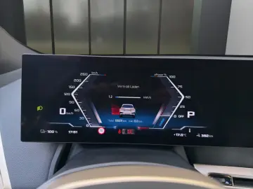 BMW iX M60 ELEKTRO LASER NAVI HUD PANO