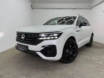 VW Touareg R 4Motion eHybrid MATRIX PANO HEAD-UP