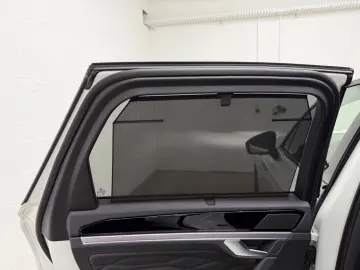 VW Touareg R 4Motion eHybrid MATRIX PANO HEAD-UP