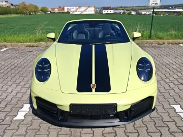 PORSCHE 911 Carrera Cabriolet