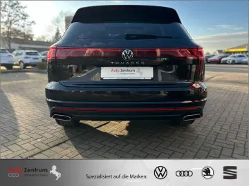 VW Touareg 3.0 V6 TDI Mwst.11.491 EUR auswb. VOLL !
