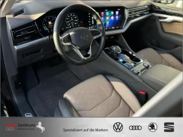 VW Touareg 3.0 V6 TDI Mwst.11.491 EUR auswb. VOLL !