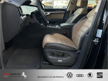 VW Touareg 3.0 V6 TDI Mwst.11.491 EUR auswb. VOLL !
